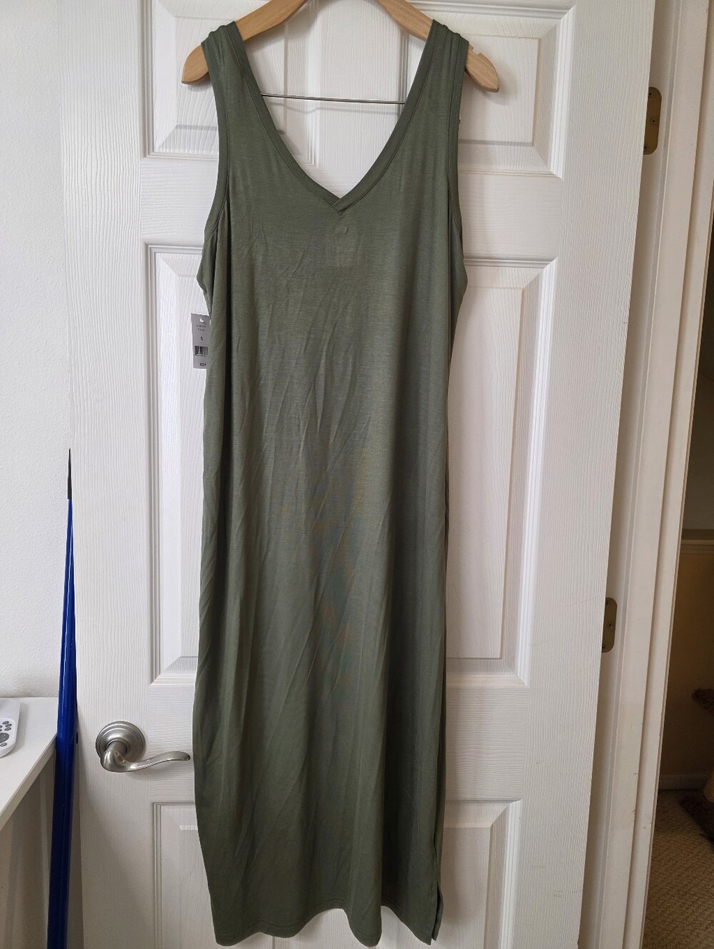 dip Olive Green Sleeveless V-Neck Maxi Dress